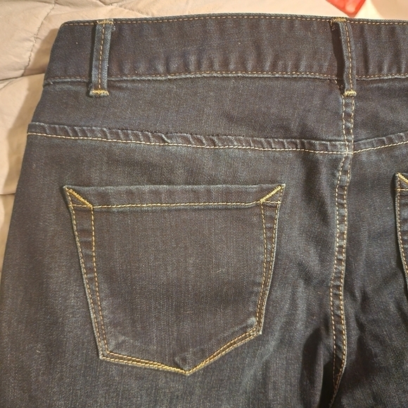 Christopher & Banks Dark Wash Denim Bermuda Jean Shorts Women's Size 12 Jorts - Picture 7 of 7